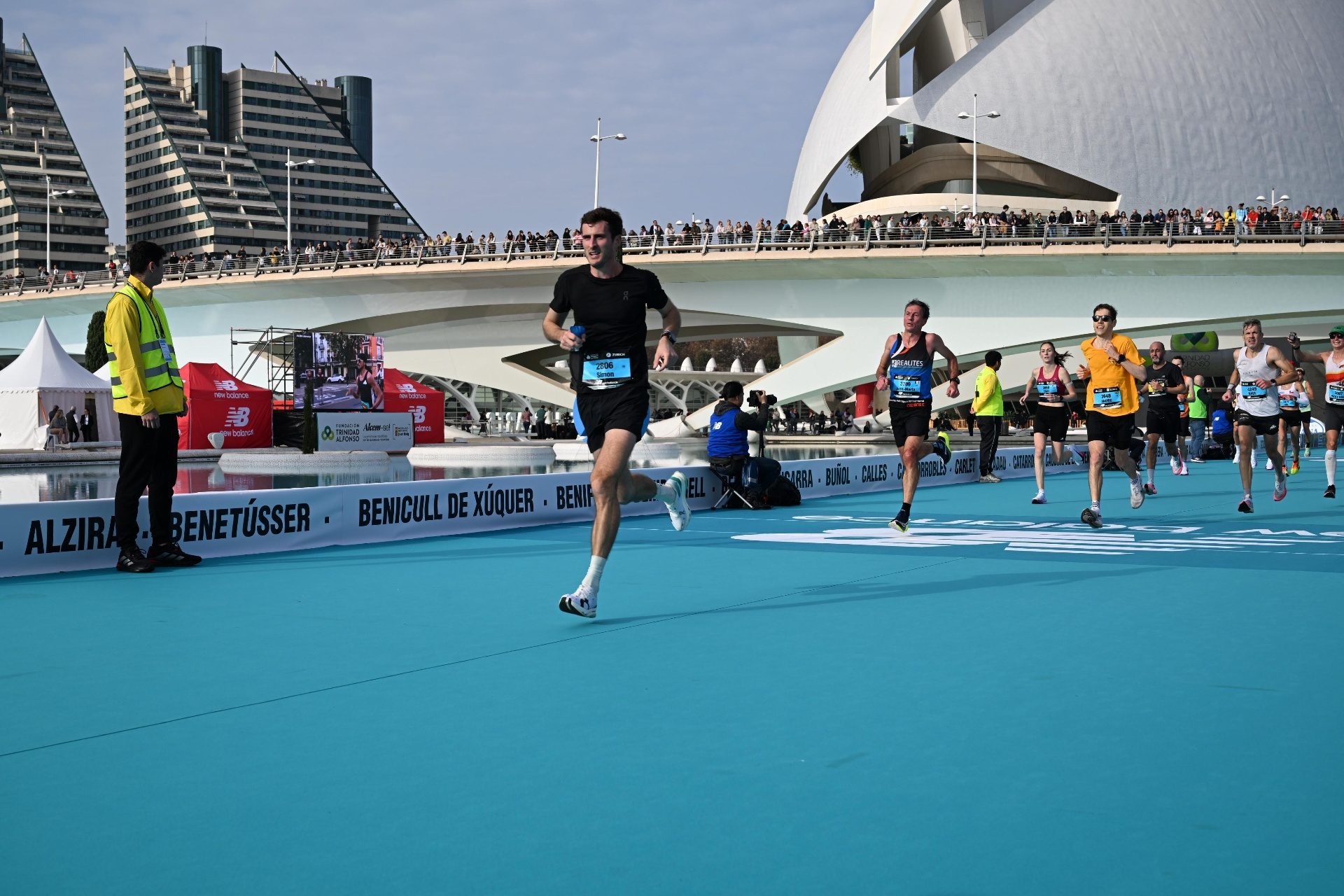 Simon Thoret au marathon de Valence, coach running Lyon — Summit Lab Coaching