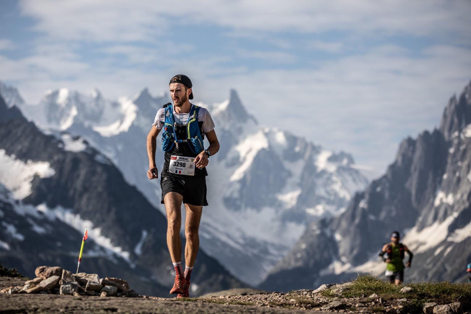 Simon Thoret en course sur le 90km du Mont-Blanc, coach trail et ultra à Lyon